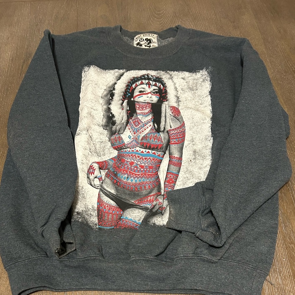 Riot Society Grey Graphic Design Sweatshirt PreOwned Excellent